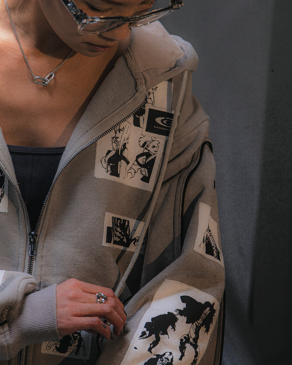 (PR) EDGERUNNERS HOODIE (SAND)